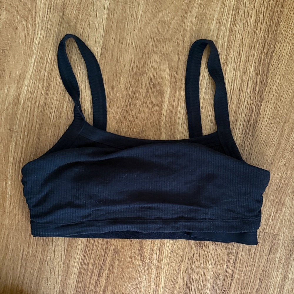 ALO Yoga Classic Black Sports Bra